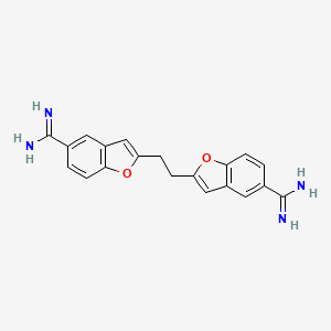 molecular formula C20H18N4O2 B1219823 1,2-Di(5-amidino-2-benzofuranyl)ethane CAS No. 66639-67-6