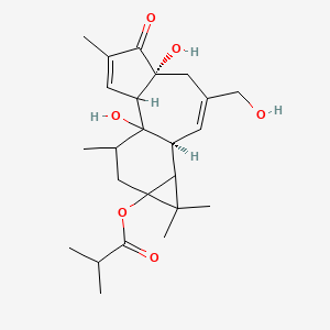 [(6R,10S)-1,6-dihydroxy-8-(hydroxymethyl)-4,12,12,15-tetramethyl-5-oxo-13-tetracyclo[8.5.0.02,6.011,13]pentadeca-3,8-dienyl] 2-methylpropanoate