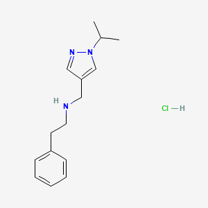 molecular formula C15H22ClN3 B12221900 [(1-isopropyl-1H-pyrazol-4-yl)methyl](2-phenylethyl)amine 