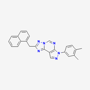 molecular formula C25H20N6 B12225377 3-(3,4-Dimethylphenyl)-8-(naphthylmethyl)-6-hydropyrazolo[5,4-d]1,2,4-triazolo [1,5-e]pyrimidine 