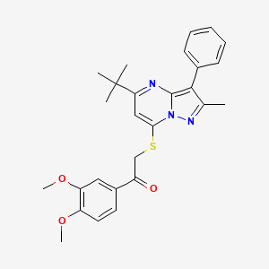 molecular formula C27H29N3O3S B12226083 2-[(5-Tert-butyl-2-methyl-3-phenylpyrazolo[1,5-a]pyrimidin-7-yl)sulfanyl]-1-(3,4-dimethoxyphenyl)ethanone 