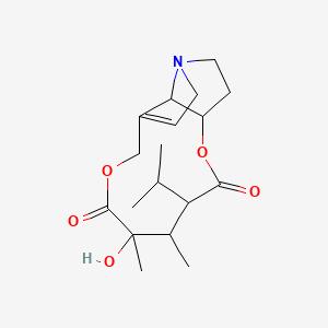 molecular formula C18H27NO5 B1222722 5-Hydroxy-4,5-dimethyl-3-(propan-2-yl)-4,5,8,10,12,13,13a,13b-octahydro-2h-[1,6]dioxacycloundecino[2,3,4-gh]pyrrolizine-2,6(3h)-dione 