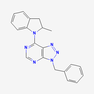 molecular formula C20H18N6 B1222882 7-(2-Methyl-2,3-dihydroindol-1-yl)-3-(phenylmethyl)triazolo[4,5-d]pyrimidine 