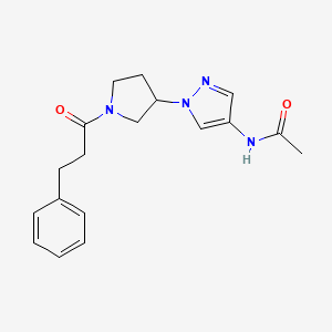 molecular formula C18H22N4O2 B12238253 N-{1-[1-(3-phenylpropanoyl)pyrrolidin-3-yl]-1H-pyrazol-4-yl}acetamide 