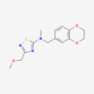 molecular formula C14H17N3O3S B12258972 N-[(2,3-dihydro-1,4-benzodioxin-6-yl)methyl]-3-(methoxymethyl)-N-methyl-1,2,4-thiadiazol-5-amine 