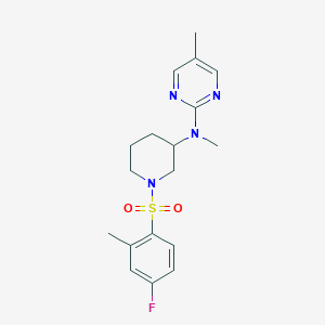 molecular formula C18H23FN4O2S B12262484 N-[1-(4-fluoro-2-methylbenzenesulfonyl)piperidin-3-yl]-N,5-dimethylpyrimidin-2-amine 