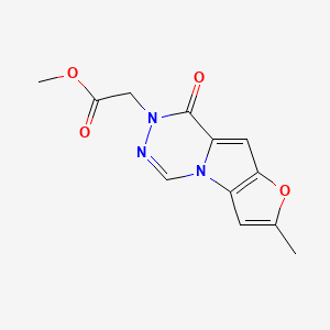 2-(7-Methyl-4-oxo-3-furo[3,4]pyrrolo[3,5-c][1,2,4]triazinyl)acetic acid methyl ester