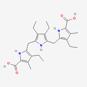 molecular formula C26H35N3O4 B1231506 2,5-Bis(5-carboxy-3-ethyl-4-methylpyrrol-2-ylmethyl)-3,4-diethylpyrrole 