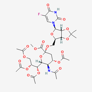 molecular formula C32H42FN3O18 B1231906 methyl (2R,4S,5R,6R)-2-[[(3aR,4R,6R,6aR)-4-(5-fluoro-2,4-dioxopyrimidin-1-yl)-2,2-dimethyl-3a,4,6,6a-tetrahydrofuro[3,4-d][1,3]dioxol-6-yl]methoxy]-5-acetamido-4-acetyloxy-6-[(1S,2R)-1,2,3-triacetyloxypropyl]oxane-2-carboxylate CAS No. 80681-73-8