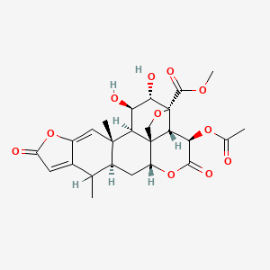 molecular formula C25H28O11 B1237409 methyl (1S,2R,3R,4S,5R,8R,9S,10R,13R,15S)-10-acetyloxy-3,4-dihydroxy-1,16-dimethyl-11,19-dioxo-6,12,20-trioxahexacyclo[13.7.0.02,8.05,9.08,13.017,21]docosa-17,21-diene-5-carboxylate 