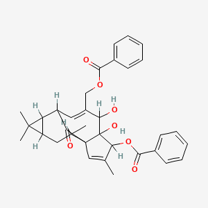 (4-Benzoyloxy-5,6-dihydroxy-3,11,11,14-tetramethyl-15-oxo-7-tetracyclo[7.5.1.01,5.010,12]pentadeca-2,7-dienyl)methyl benzoate