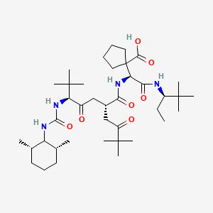 molecular formula C39H68N4O7 B1240429 1-[[5-[3-(2,6-Dimethyl-cyclohexyl)-ureido]-2-(3,3-dimethyl-2-oxo-butyl)-6,6-dimethyl-4-oxo-heptanoylamino]-(1-ethyl-2,2-dimethyl-propylcarbamoyl)-methyl]-cyclopentanecarboxylic acid 
