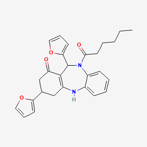 molecular formula C27H28N2O4 B12446151 3,11-di(furan-2-yl)-10-hexanoyl-2,3,4,5,10,11-hexahydro-1H-dibenzo[b,e][1,4]diazepin-1-one 