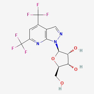 molecular formula C13H11F6N3O4 B12446271 (2R,3R,4S,5R)-2-(4,6-Bis(trifluoromethyl)-1H-pyrazolo-[3,4-b]-pyridin-1-yl)-5-(hydroxymethyl)tetrahydrofuran-3,4-diol 