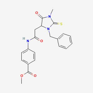 molecular formula C21H21N3O4S B12453907 Methyl 4-{[(3-benzyl-1-methyl-5-oxo-2-thioxoimidazolidin-4-yl)acetyl]amino}benzoate 