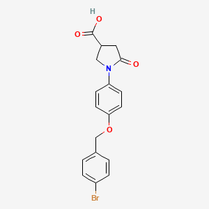 molecular formula C18H16BrNO4 B12459728 1-{4-[(4-Bromobenzyl)oxy]phenyl}-5-oxopyrrolidine-3-carboxylic acid 