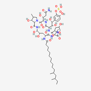molecular formula C53H86N8O21S B1251235 [5-[2-[3-(3-Amino-1-hydroxy-3-oxopropyl)-18-(12,14-dimethylhexadecanoylamino)-11,20,21,25-tetrahydroxy-15-(1-hydroxyethyl)-26-methyl-2,5,8,14,17,23-hexaoxo-1,4,7,13,16,22-hexazatricyclo[22.3.0.09,13]heptacosan-6-yl]-1,2-dihydroxyethyl]-2-hydroxyphenyl] hydrogen sulfate 