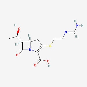 molecular formula C12H17N3O4S B1254691 (5R,6R)-3-[2-(氨基亚甲基亚氨基)乙硫基]-6-[(1R)-1-羟乙基]-7-氧代-1-氮杂双环[3.2.0]庚-2-烯-2-羧酸 