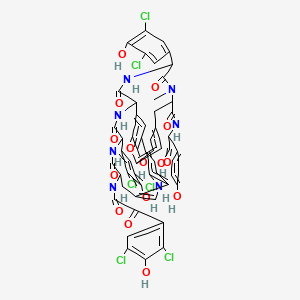 molecular formula C61H45Cl6N7O15 B1255294 2-[[20,26-Bis(3,5-dichloro-4-hydroxyphenyl)-17-[[2-(3,5-dichloro-4-hydroxyphenyl)-2-oxoacetyl]amino]-37-hydroxy-28-methyl-18,21,24,27-tetraoxo-2-oxa-13,19,22,25,28-pentazahexacyclo[29.2.2.13,7.18,12.05,23.011,15]heptatriaconta-1(33),3,5,7(37),8(36),9,11,14,31,34-decaene-29-carbonyl]amino]-2-(4-hydroxyphenyl)acetic acid CAS No. 69598-75-0