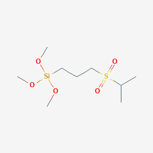 molecular formula C9H22O5SSi B12577560 Trimethoxy[3-(propane-2-sulfonyl)propyl]silane CAS No. 192800-80-9
