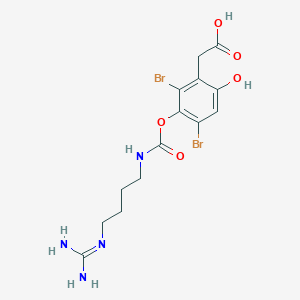 molecular formula C14H18Br2N4O5 B1262432 (2,4-Dibromo-3-{[(4-carbamimidamidobutyl)carbamoyl]oxy}-6-hydroxyphenyl)acetic acid 