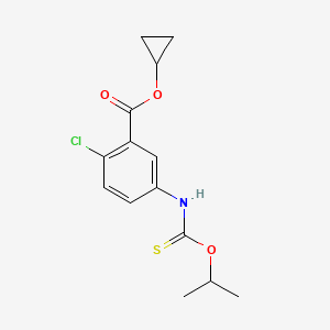 molecular formula C14H16ClNO3S B12676795 Benzoic acid, 2-chloro-5-(((1-methylethoxy)thioxomethyl)amino)-, cyclopropyl ester CAS No. 165549-82-6