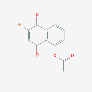 molecular formula C12H7BrO4 B1268682 1,4-萘二酮，5-(乙酰氧基)-2-溴代- CAS No. 77189-69-6