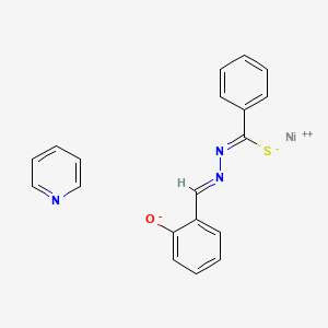 molecular formula C19H15N3NiOS B12698117 Nickel, (benzenecarbothioic acid ((2-hydroxyphenyl)methylene)hydrazidato(2-))(pyridine)-, (SP-4-2)- CAS No. 132829-28-8