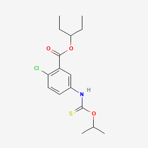 molecular formula C16H22ClNO3S B12698814 Benzoic acid, 2-chloro-5-(((1-methylethoxy)thioxomethyl)amino)-, 1-ethylpropyl ester CAS No. 135813-27-3