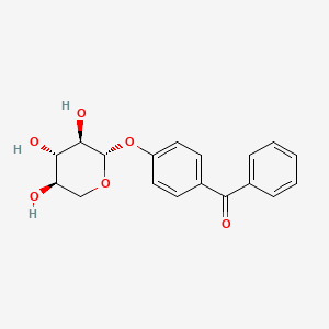 molecular formula C18H18O6 B12714299 Methanone, phenyl(4-(beta-D-xylopyranosyloxy)phenyl)- CAS No. 83354-85-2