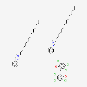 molecular formula C63H96Cl6N2O2 B12718472 benzyl-hexadecyl-dimethylazanium;3,4,6-trichloro-2-[(2,3,5-trichloro-6-oxidophenyl)methyl]phenolate CAS No. 94158-11-9