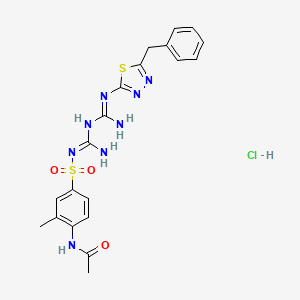 molecular formula C20H23ClN8O3S2 B12721339 Acetamide, N-(4-(((imino((imino((5-(phenylmethyl)-1,3,4-thiadiazol-2-yl)amino)methyl)amino)methyl)amino)sulfonyl)-2-methylphenyl)-, monohydrochloride CAS No. 109193-31-9