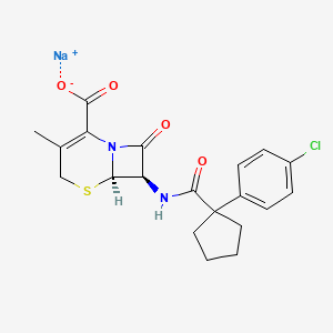 molecular formula C20H20ClN2NaO4S B12722485 5-Thia-1-azabicyclo(4.2.0)oct-2-ene-2-carboxylic acid, 7-(((1-(4-chlorophenyl)cyclopentyl)carbonyl)amino)-3-methyl-8-oxo-, monosodium salt, (6R-trans)- CAS No. 143407-73-2