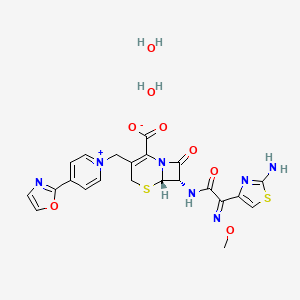 molecular formula C22H23N7O8S2 B12749216 Pyridinium, 1-((7-(((2-amino-4-thiazolyl)(methoxyimino)acetyl)amino)-2-carboxy-8-oxo-5-thia-1-azabicyclo(4.2.0)oct-2-en-3-yl)methyl)-4-(2-oxazolyl)-, hydroxide, inner salt, (6R-(6-alpha,7-beta(Z)))-, dihydrate CAS No. 102253-69-0