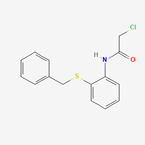 molecular formula C15H14ClNOS B1276164 N-[2-(benzylsulfanyl)phenyl]-2-chloroacetamide CAS No. 6397-35-9