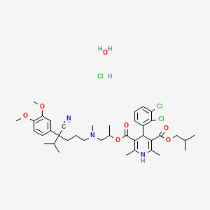 molecular formula C39H54Cl3N3O7 B12765548 3,5-Pyridinedicarboxylic acid, 1,4-dihydro-4-(2,3-dichlorophenyl)-2,6-dimethyl-, 2-((4-cyano-4-(3,4-dimethoxyphenyl)-5-methylhexyl)methylamino)-1-methylethyl 2-methylpropyl ester, hydrochloride, hydrate CAS No. 102336-18-5