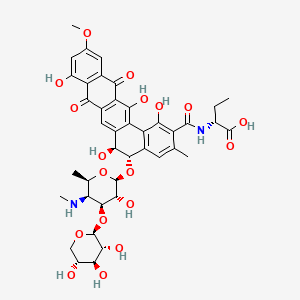 molecular formula C41H46N2O18 B12768526 Butanoic acid, 2-(((5-((4,6-dideoxy-4-(methylamino)-3-O-beta-D-xylopyranosyl-beta-D-galactopyranosyl)oxy)-5,6,8,13-tetrahydro-1,6,9,14-tetrahydroxy-11-methoxy-3-methyl-8,13-dioxobenzo(a)naphthacen-2-yl)carbonyl)amino)-, (5S-(2(S*),5alpha,6beta))- CAS No. 148676-98-6