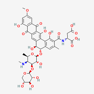 molecular formula C41H44N2O20 B12769076 D-Aspartic acid, N-((5-((4,6-dideoxy-4-(methylamino)-3-O-beta-D-xylopyranosyl-betaD-galactopyranosyl)oxy)-5,6,8,13-tetrahydro-1,6,9,14-tetrahydroxy-11-methoxy-3-methyl-8,13-dioxobenzo(a)naphthacen-2-yl)carbonyl)-, (5S-trans)- CAS No. 148677-01-4