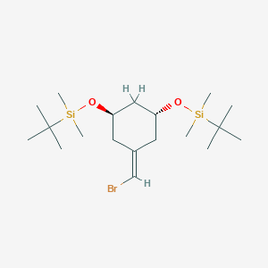 molecular formula C19H39BrO2Si2 B1277416 (1R,3R)-5-(Bromomethylene)-1,3-bis(tert-butyldimethylsilyloxy)cyclohexane CAS No. 387834-41-5