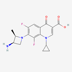 molecular formula C17H17F2N3O3 B12866341 Rel-7-((2R,3R)-3-amino-2-methylazetidin-1-yl)-1-cyclopropyl-6,8-difluoro-4-oxo-1,4-dihydroquinoline-3-carboxylic acid 