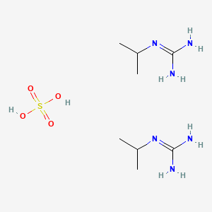 molecular formula C8H24N6O4S B1287670 bis(N-(propan-2-yl)guanidine); sulfuric acid CAS No. 77197-09-2