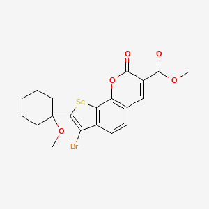 molecular formula C20H19BrO5Se B12978405 Methyl 7-bromo-8-(1-methoxycyclohexyl)-2-oxo-2H-selenopheno[3,2-h]chromene-3-carboxylate 
