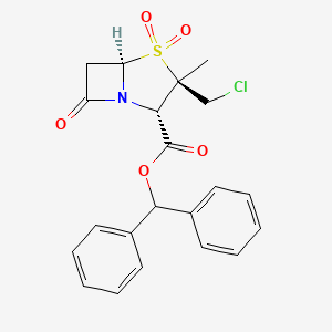 molecular formula C21H20ClNO5S B13123693 benzhydryl (2S,3R,5R)-3-(chloromethyl)-3-methyl-4,4,7-trioxo-4lambda6-thia-1-azabicyclo[3.2.0]heptane-2-carboxylate 