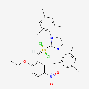 molecular formula C31H37Cl2N3O3Ru B1312454 [1,3-双(2,4,6-三甲基苯基)咪唑烷-2-亚基]-二氯-[(5-硝基-2-丙烷-2-氧基苯基)亚甲基]钌 CAS No. 502964-52-5
