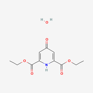 molecular formula C11H15NO6 B13143471 Diethyl4-oxo-1,4-dihydropyridine-2,6-dicarboxylatehydrate 