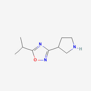 molecular formula C9H15N3O B13160424 5-Isopropyl-3-(pyrrolidin-3-yl)-1,2,4-oxadiazole 