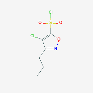 molecular formula C6H7Cl2NO3S B13161804 4-Chloro-3-propyl-1,2-oxazole-5-sulfonyl chloride 