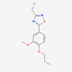 molecular formula C13H15ClN2O3 B13170868 3-(Chloromethyl)-5-(3-methoxy-4-propoxyphenyl)-1,2,4-oxadiazole 