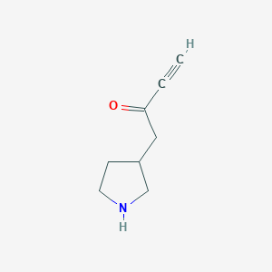 molecular formula C8H11NO B13171589 1-(Pyrrolidin-3-yl)but-3-yn-2-one 