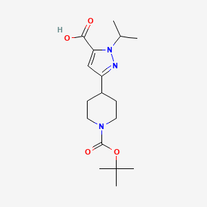 molecular formula C17H27N3O4 B13180360 3-{1-[(tert-butoxy)carbonyl]piperidin-4-yl}-1-(propan-2-yl)-1H-pyrazole-5-carboxylic acid 